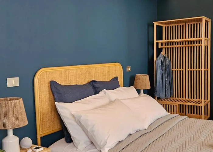 N 5 Bed & Breakfast 4*